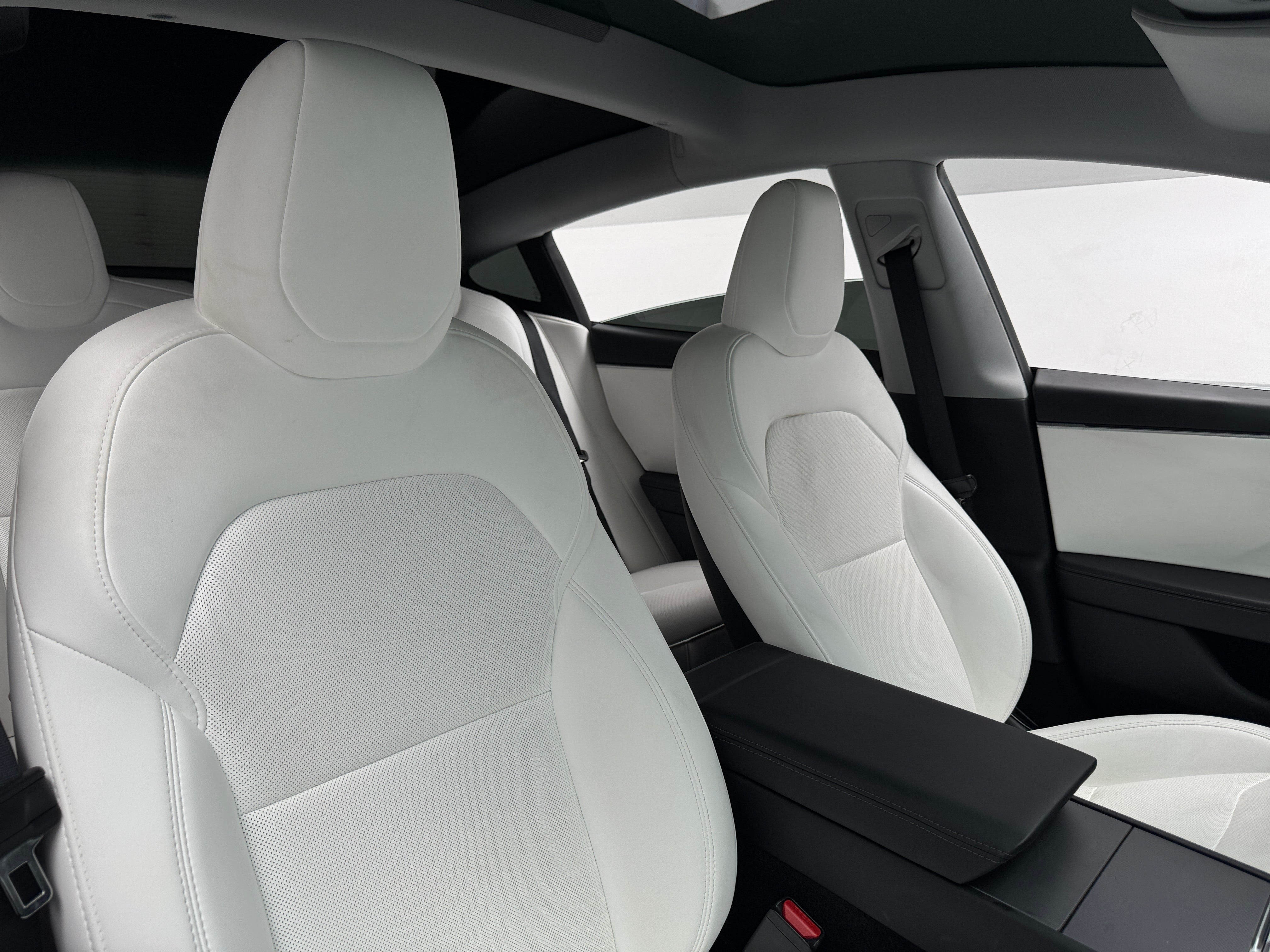 tesla model 3 2025 5YJ3E1EAXSF919790 image tesla model 3 2025 5YJ3E1EAXSF919790 image